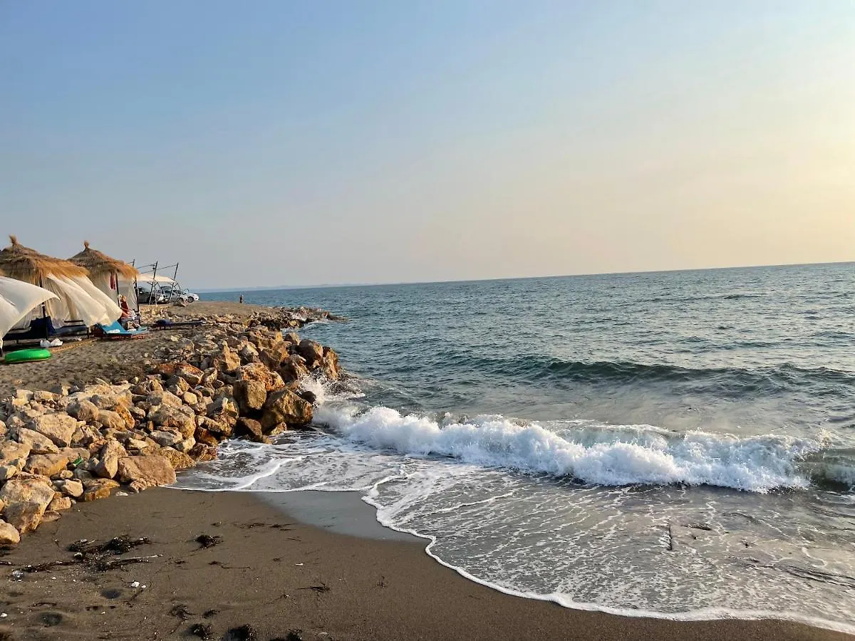 Beach House Rana E Hedhun Daire Margjonaj Arnavutluk